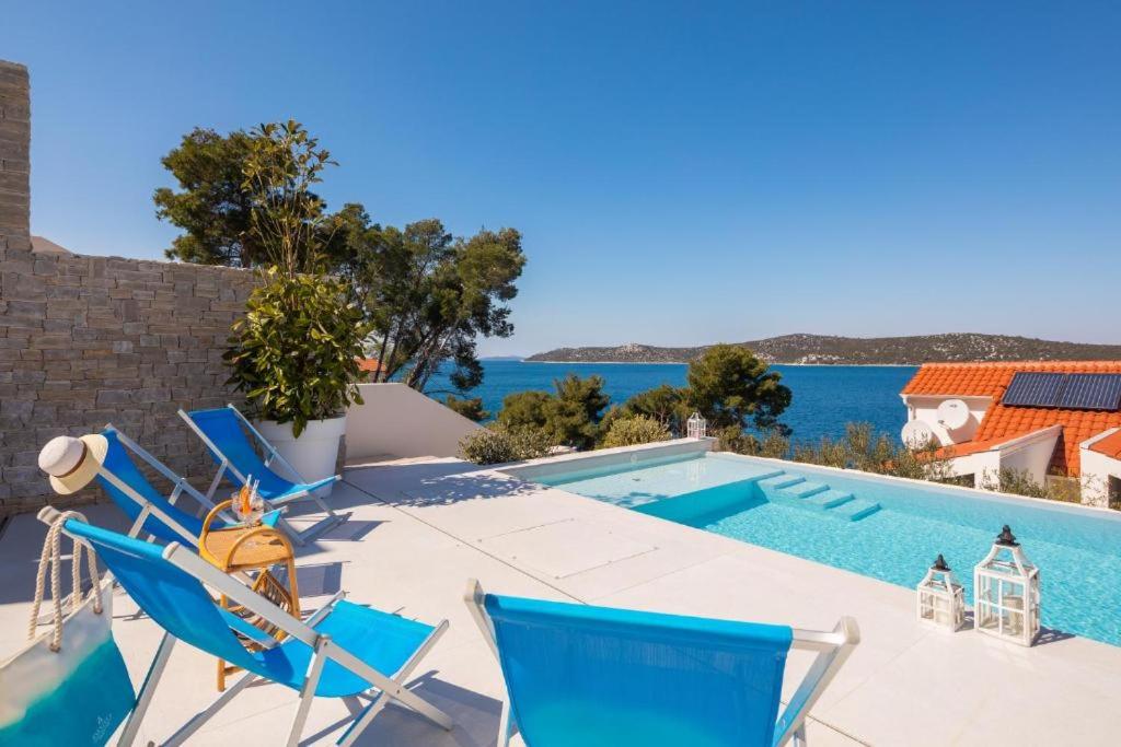 Villa Nensi