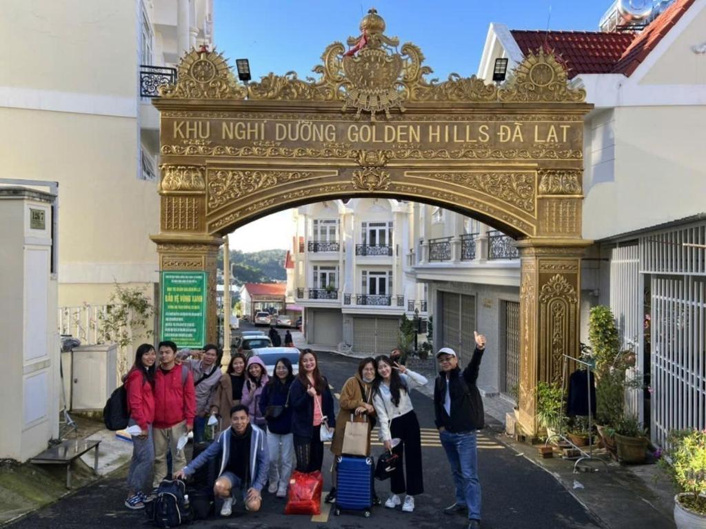 Golden Hills-Sen's house - Housity