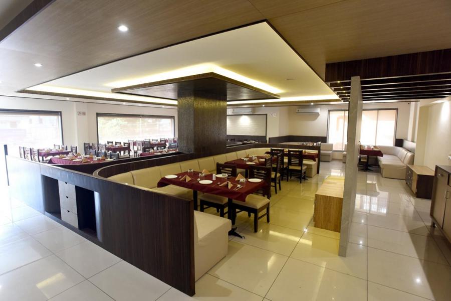 Restaurace v ubytování Hotel Sach Regency