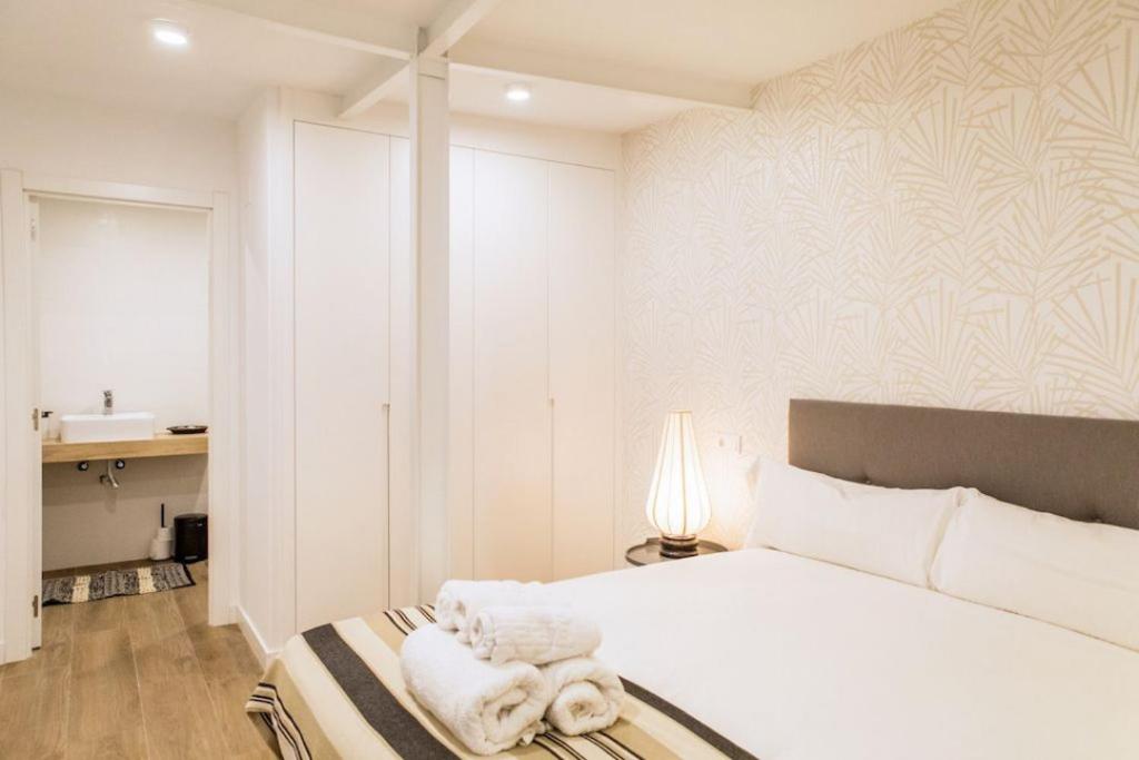 Postel nebo postele na pokoji v ubytování 2 bedrooms 2 bathrooms furnished - Chamberi - Cozy & refurbished - MintyStay