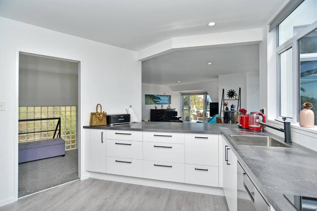 Mount Pleasant - Ocean Views - 3 bedroom with bathtub - Resim 14