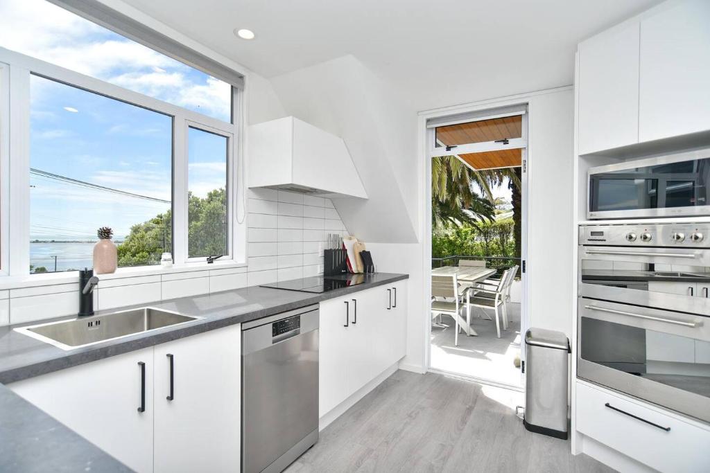 Mount Pleasant - Ocean Views - 3 bedroom with bathtub - Resim 10