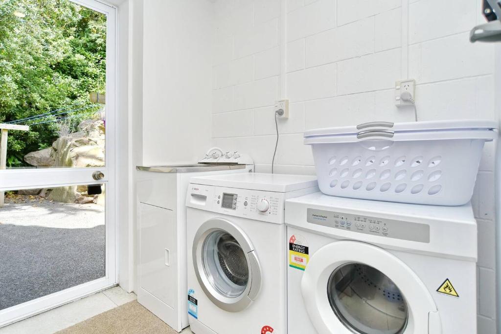 Mount Pleasant - Ocean Views - 3 bedroom with bathtub - Resim 23