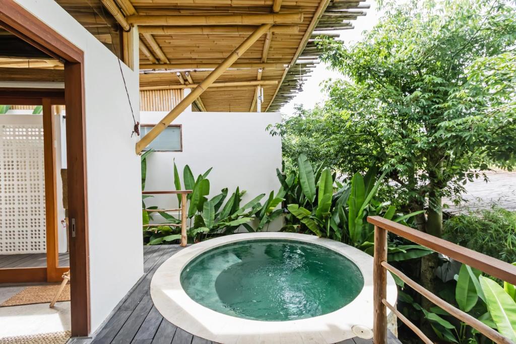 Jellyfish Villas Bingin, Uluwatu - 1