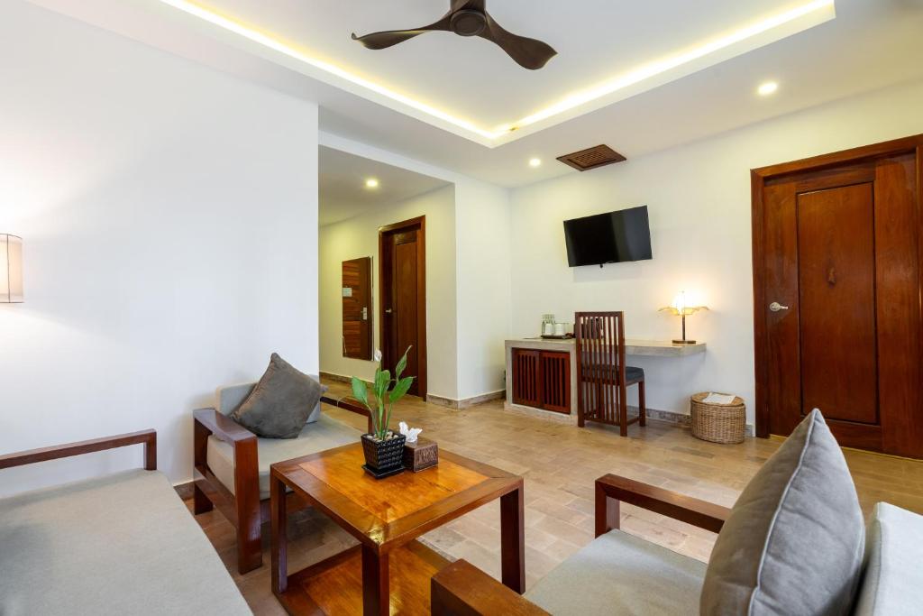 TV a/nebo společenská místnost v ubytování Angkor Breeze Hotel & Spa