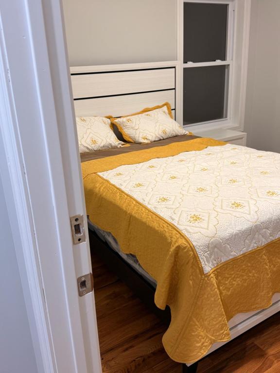 Postel nebo postele na pokoji v ubytování Excel homes