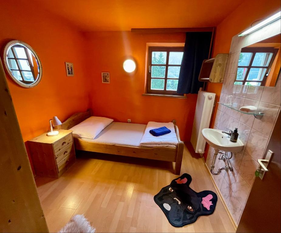 A bed or beds in a room at Ciao Amore St. Anton