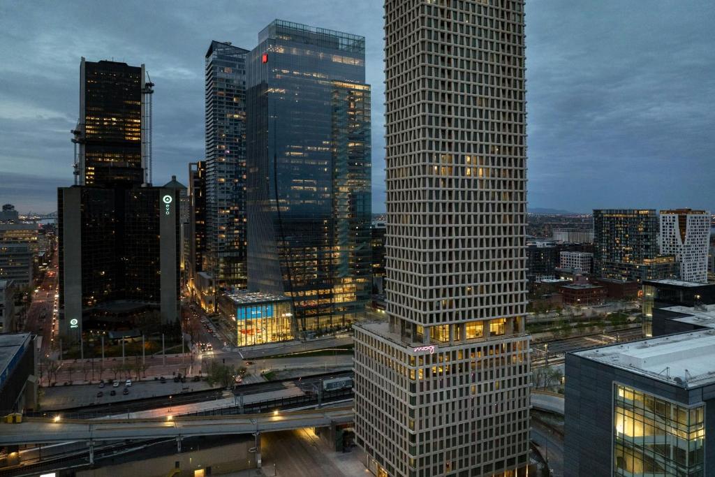 Nespecifikovaný výhled na destinaci Montreal nebo výhled na město při pohledu z hotelu