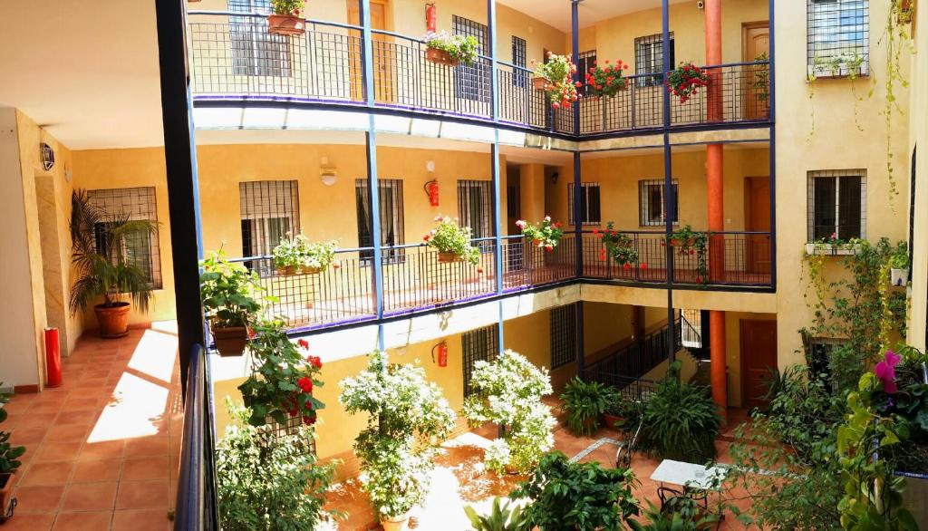 Gallery image of Apartamentos Sevilla in Seville