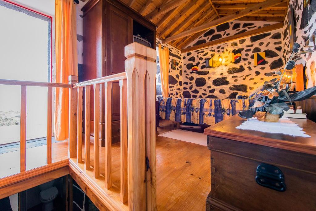 Fotografie z fotogalerie ubytování Adega Velha v destinaci Calheta de Nesquim