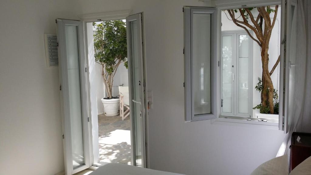 Christina Studios - 3