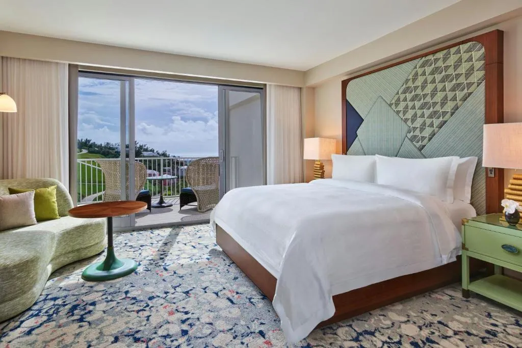 Partial Ocean View, Guest room, 1 King, Balcony