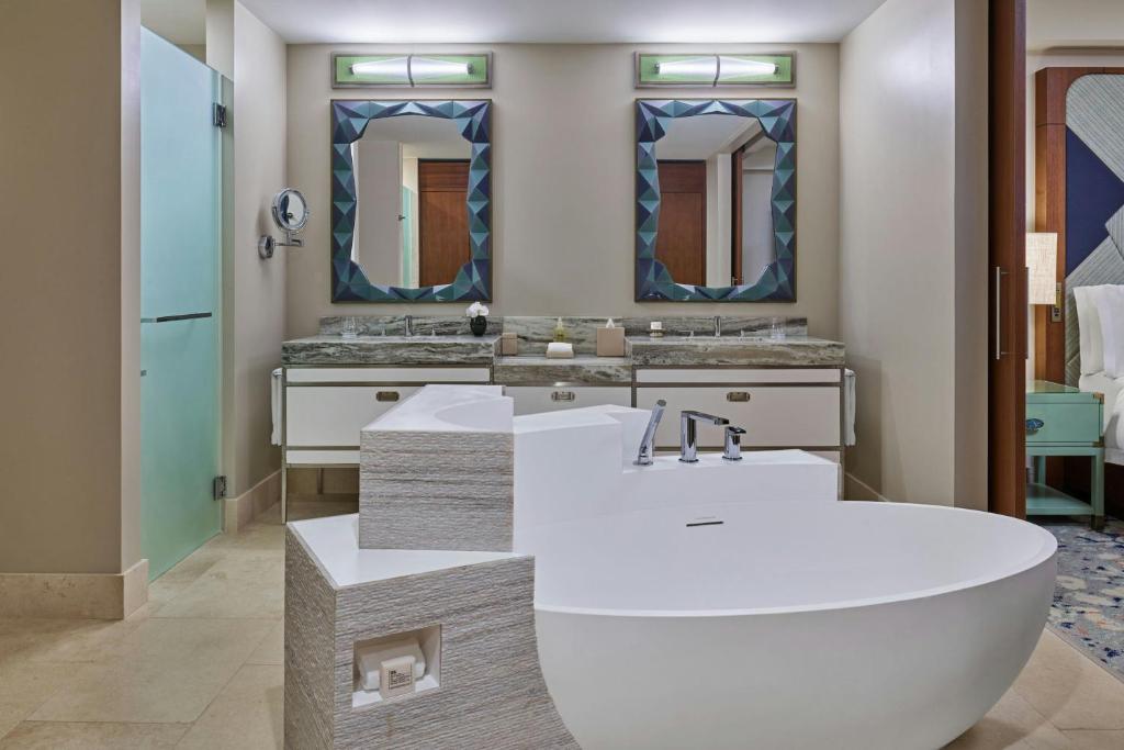 The St. Regis Bermuda Resort photo 5