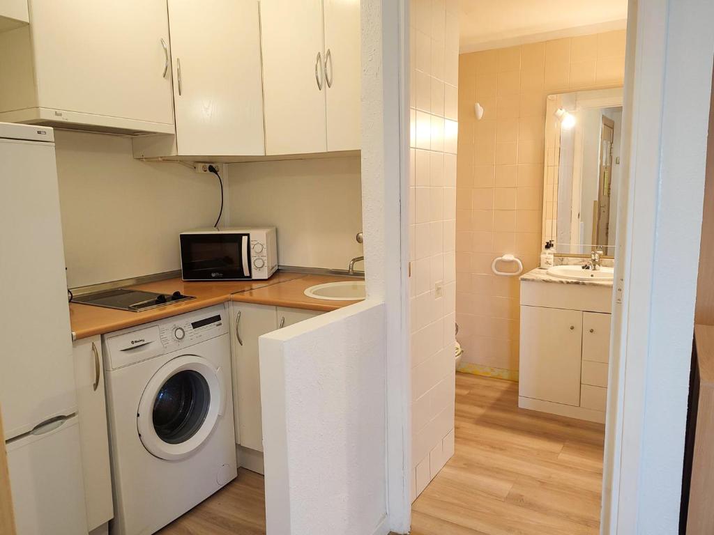 Kuchyň nebo kuchyňský kout v ubytování Apartamentos 3000 Formigal