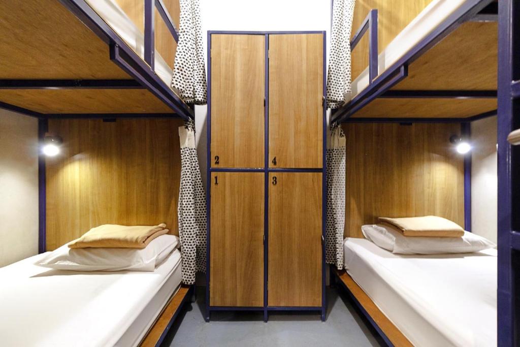 
4-Bed Mixed Dormitory Room
