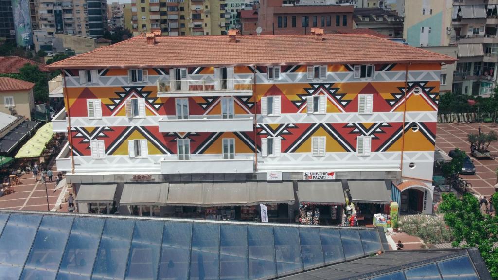 Budova, kde se hotel nachází