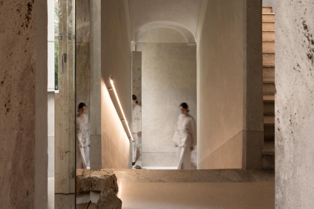 Nomos Hotel - Resim 12