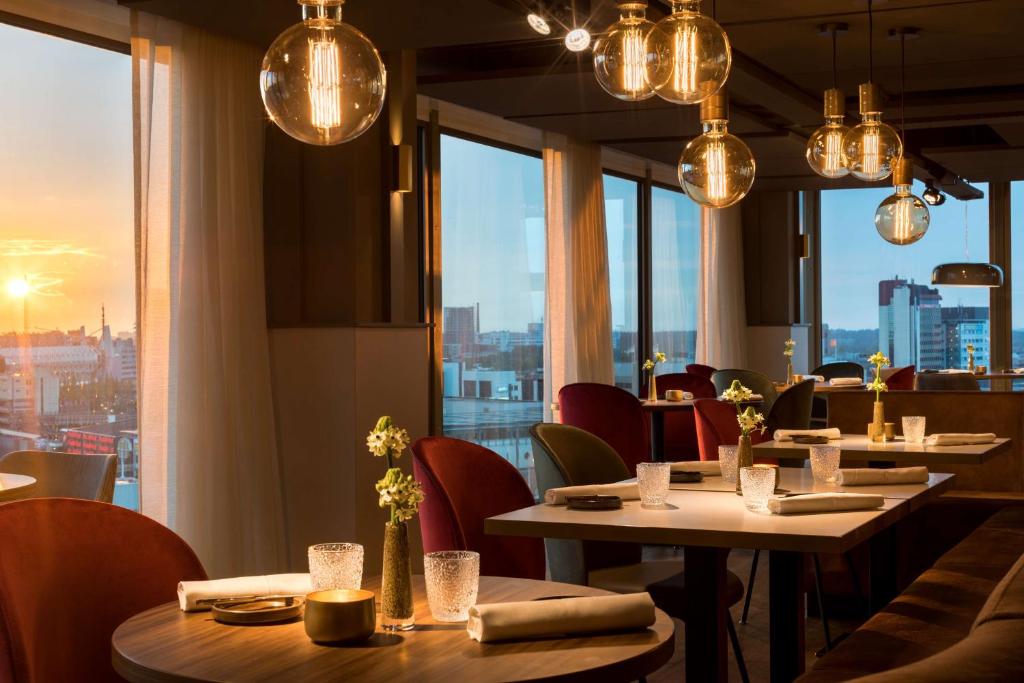 NH Collection Eindhoven Centre - Resim 6