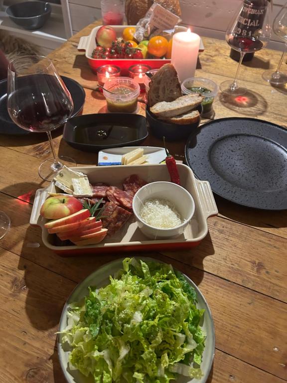 Jídlo v luxury tent nebo okolí