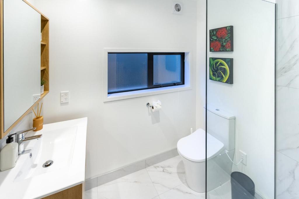 Upper floor studio 1 bed 1 bath with sofa bed - Resim 13