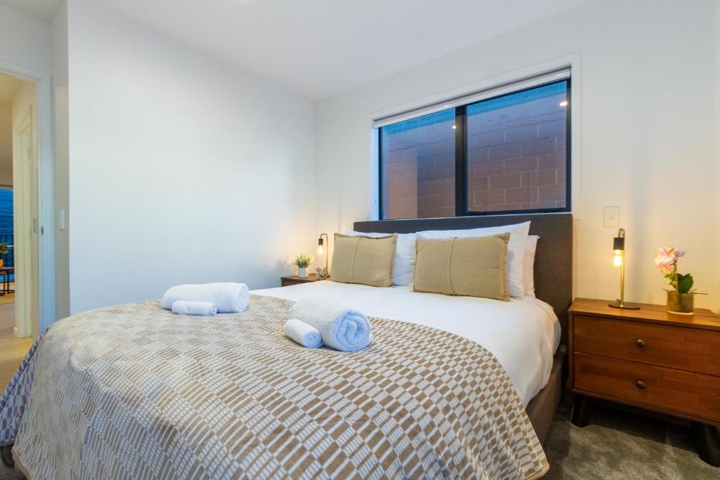 Upper floor studio 1 bed 1 bath with sofa bed - Resim 2