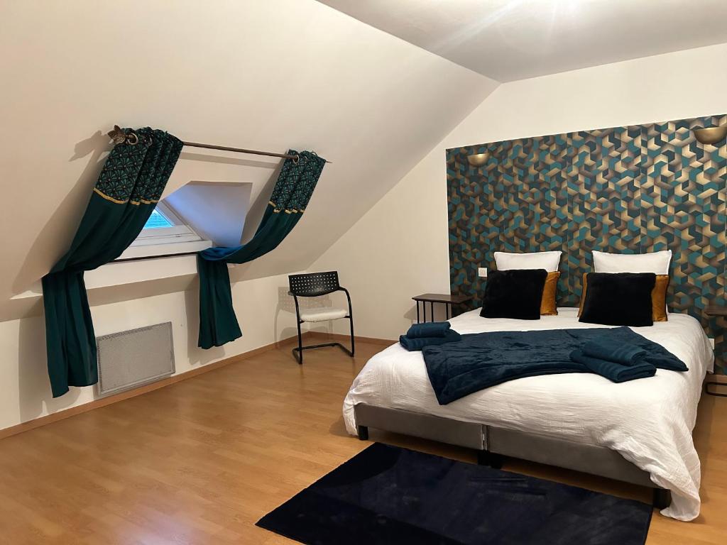 Foto dalla galleria di L Ervélégance - Jardin DS - L'Harmonie Evénements House a Sablé-sur-Sarthe