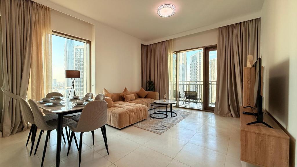 فضای داخلی Premium 2 Bedroom at Creek Horizon در دبی - تصویر ۳