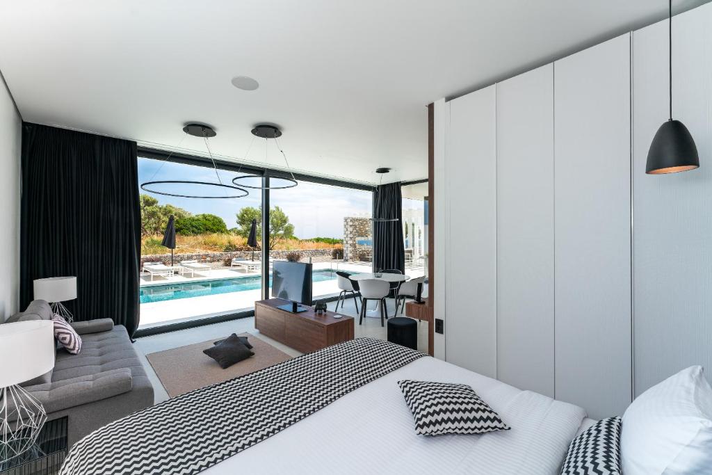 Basen w obiekcie amara luxury villas lub w pobliżu