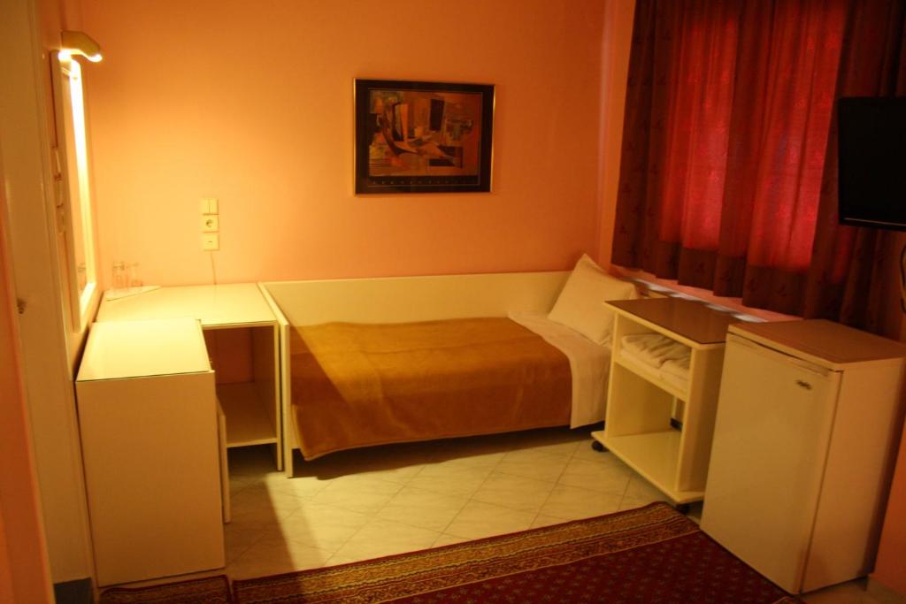 Hotel Avra - Triplo Stanza Standard Con Vista Sulla Città