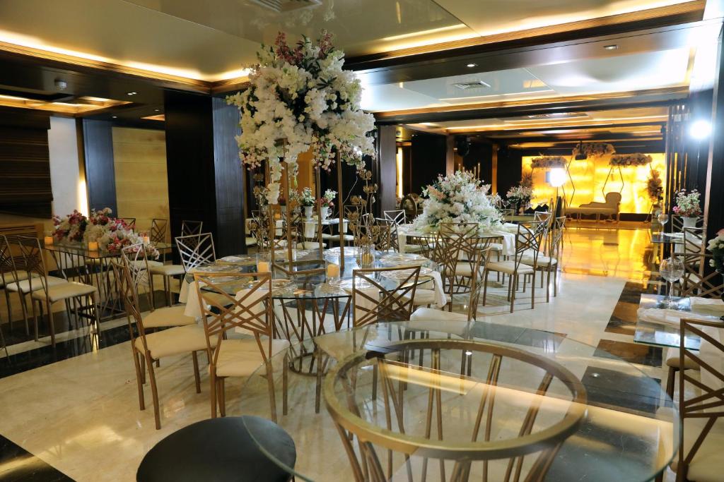Restaurace v ubytování Imperial Suites Hotel