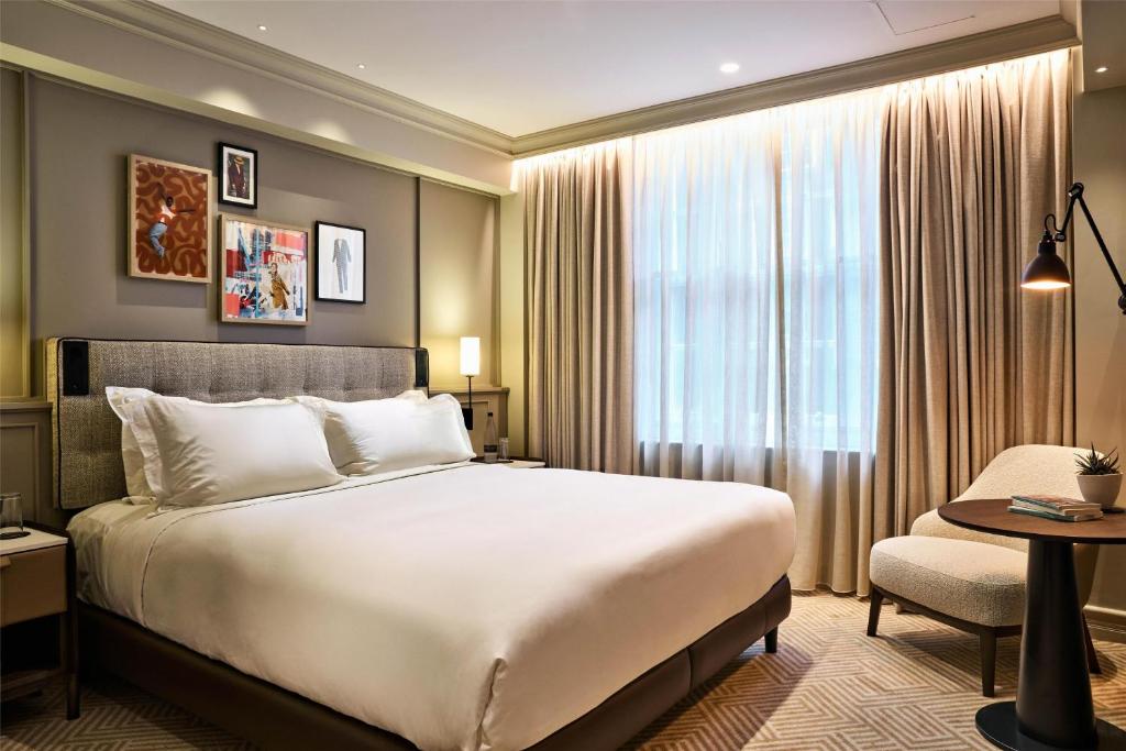 Radisson Blu Hotel, London Bond Street - Resim 18