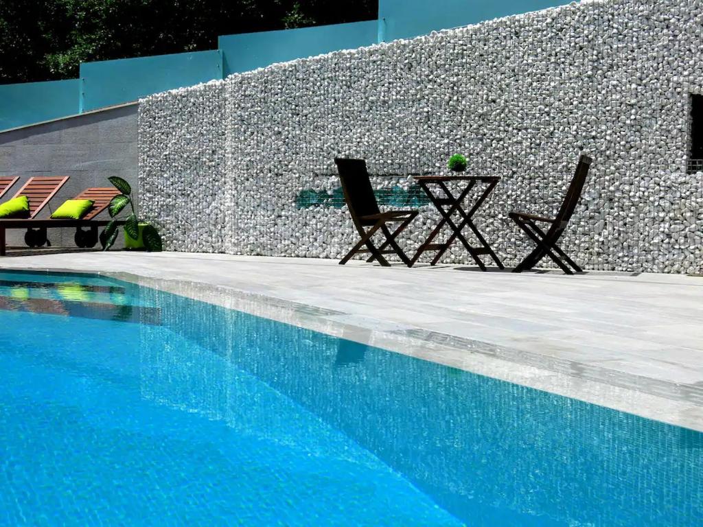 Πισίνα στο ή κοντά στο Lara Rose apartment shared pool