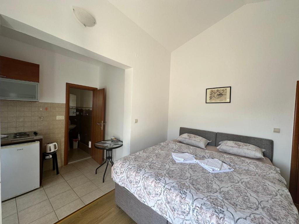 Apartments Manojlovic - 16