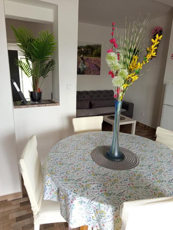 Posedenie v ubytovaní Apartmani Mirko Rovinj