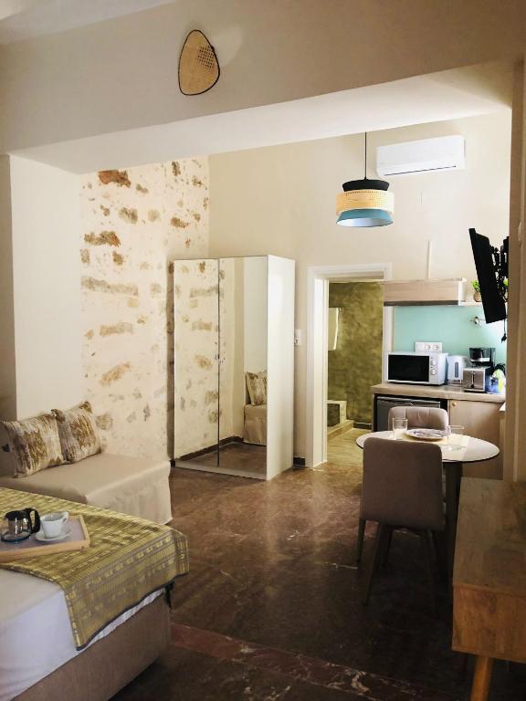 Gaia Luxury Rooms Rethymno - 15