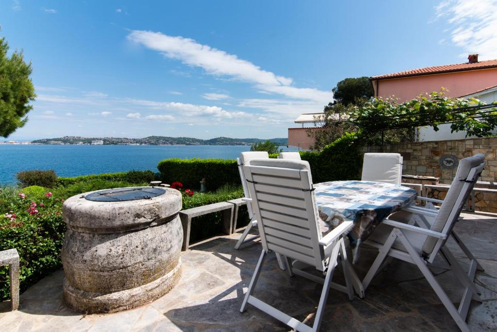 Φυσικό τοπίο κοντά σε αυτή η παραθεριστική κατοικία