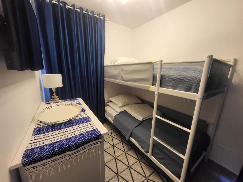 Postel nebo postele na pokoji v ubytování Pensiunea Casa Dacilor