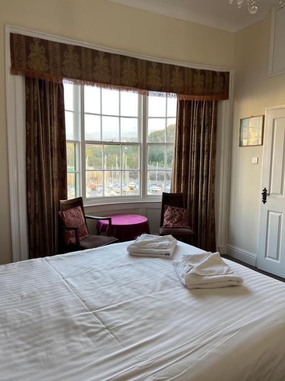 Royal Britannia Hotel - 