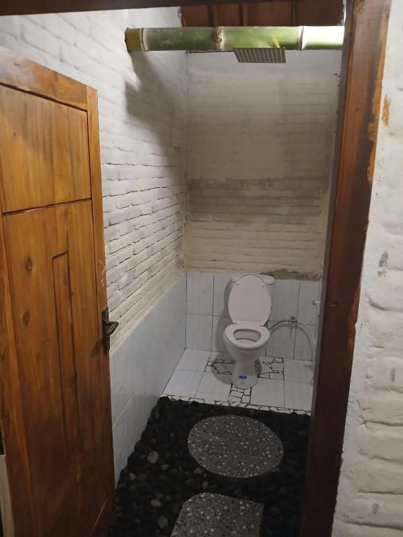 Koupelna v ubytování Opik Homestay Tete Batu