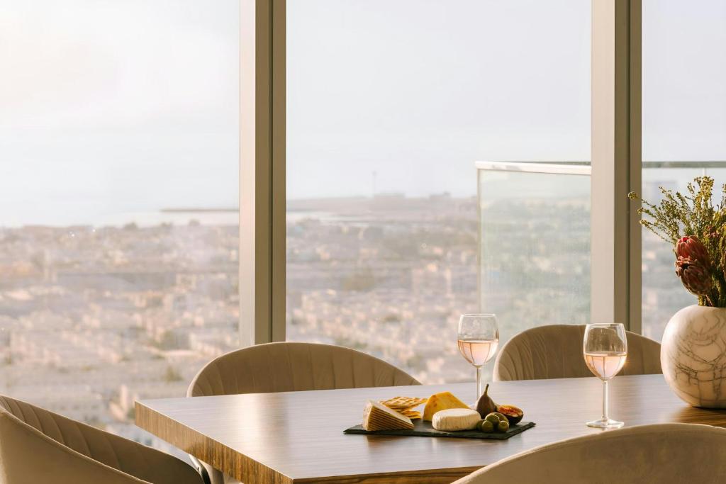 Sonder by Marriott Bonvoy Downtown Towers Apartments - Resim 21