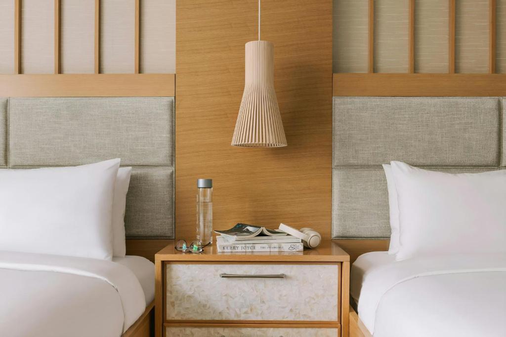 Posezení v ubytování The Abbey Hotel Miami Beach, Sonder by Marriott Bonvoy