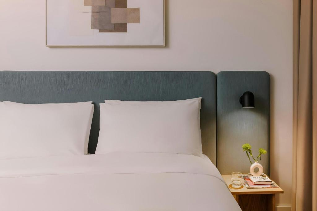 Rose, Sonder Hotel by Marriott Bonvoy - Resim 17