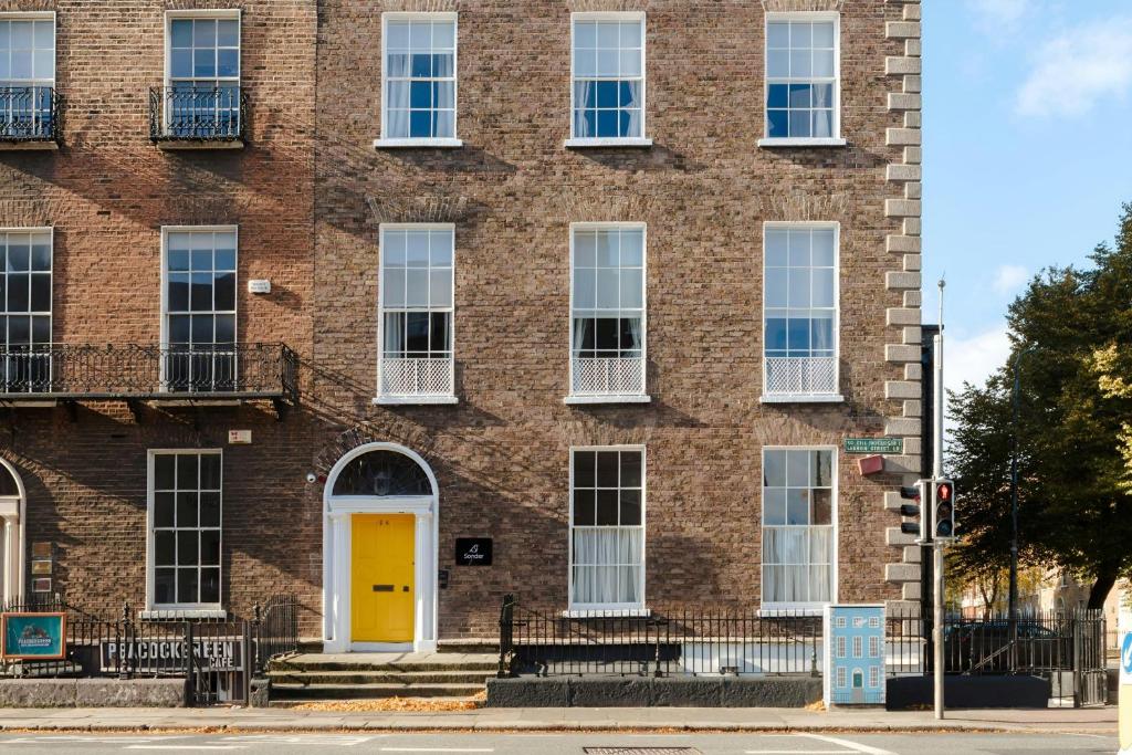 The Earl Hotel Leeson Street, Sonder by Marriott Bonvoy - Resim 2