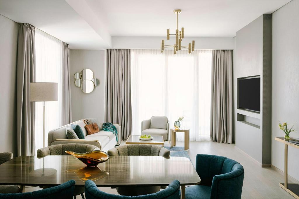 TV a/nebo společenská místnost v ubytování Sonder by Marriott Bonvoy Business Bay Apartments