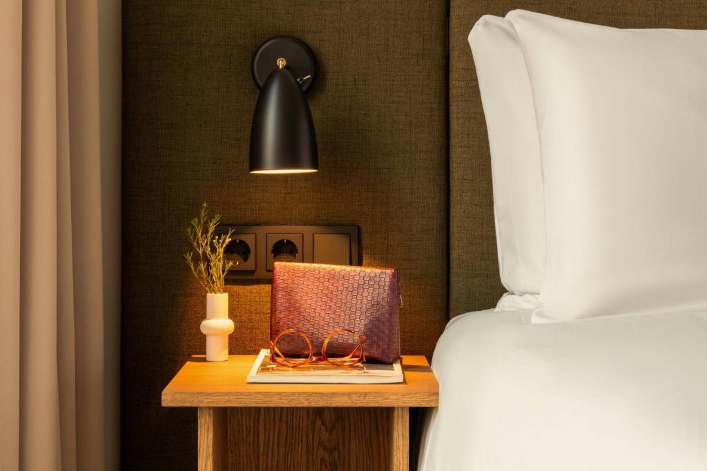 Middelland Hotel, Sonder by Marriott Bonvoy - Resim 29