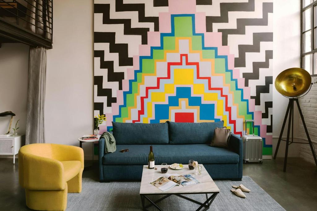 Posezení v ubytování Sonder by Marriott Bonvoy The Heid Apartments Loft District
