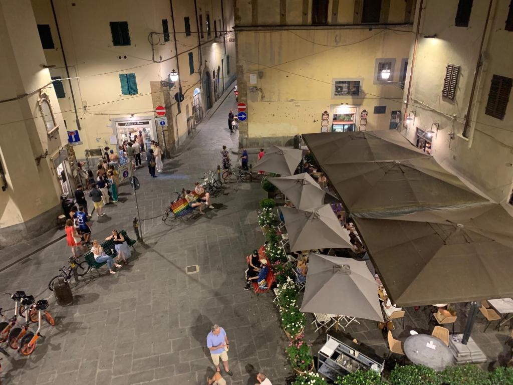 Hostia v ubytovaní UFFIZI & SANTO SPIRITO Family/Groups Apartment
