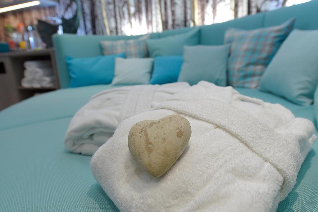 Postel nebo postele na pokoji v ubytování Landidyll Hotel Haus Hochstein