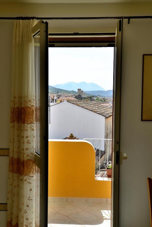 Nespecifikovaný výhled na hory nebo výhled na hory při pohledu z bed and breakfast