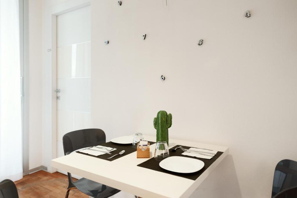 B&B White con Parcheggio Privato - 9